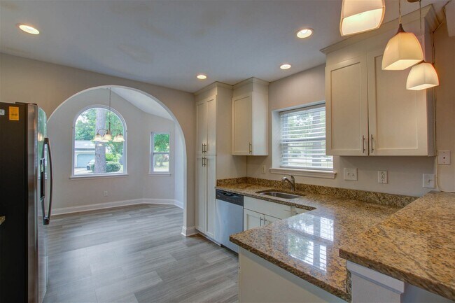 Building Photo - 8115 Pleasant Ridge Drive, Charleston, SC ...