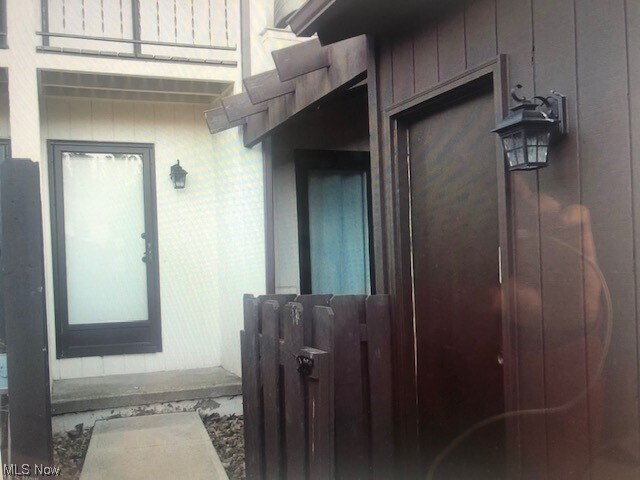 Primary Photo - 3530 Villa-Casa Ct