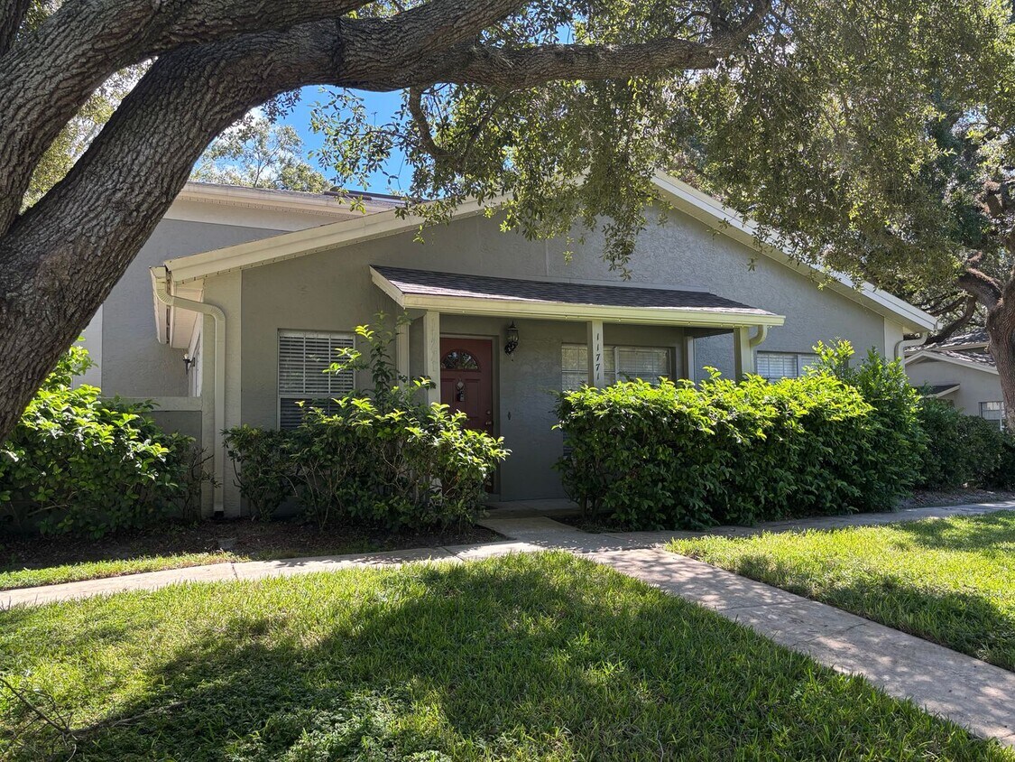 Foto principal - Townhome For Rent