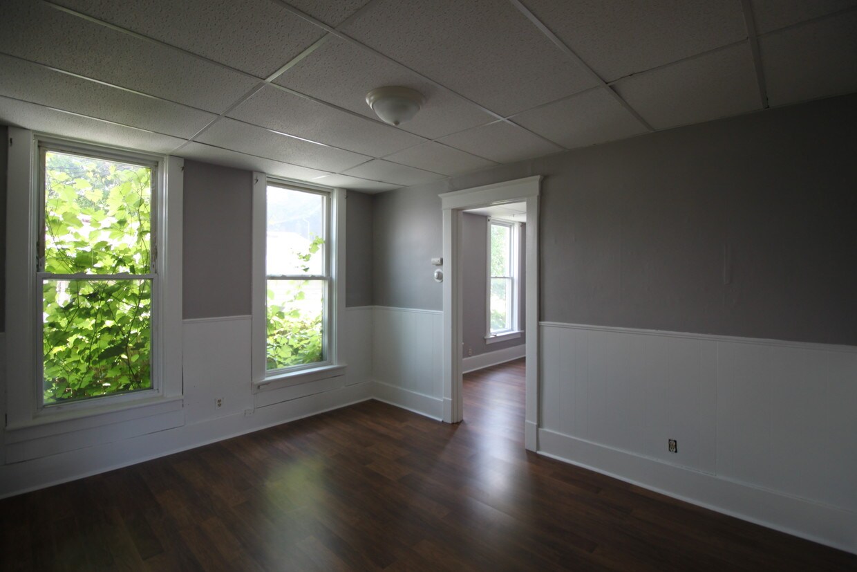 Primary Photo - 1522 Liberty - 1 First Floor