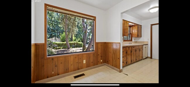 Foto del edificio - Updated renovations 3BD 2BA 1,050SQ FT in ...