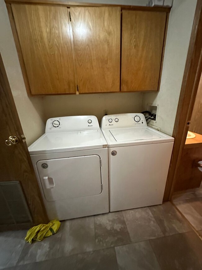 Foto del edificio - 18418 Freight Rd Ln