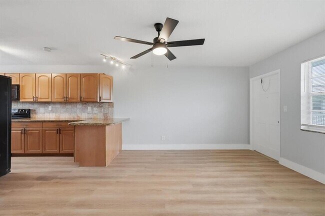 Foto del edificio - 6191 SW 37th St