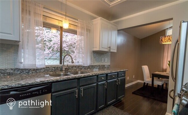 Building Photo - 904 James Way, Camano Island, WA, 98282
