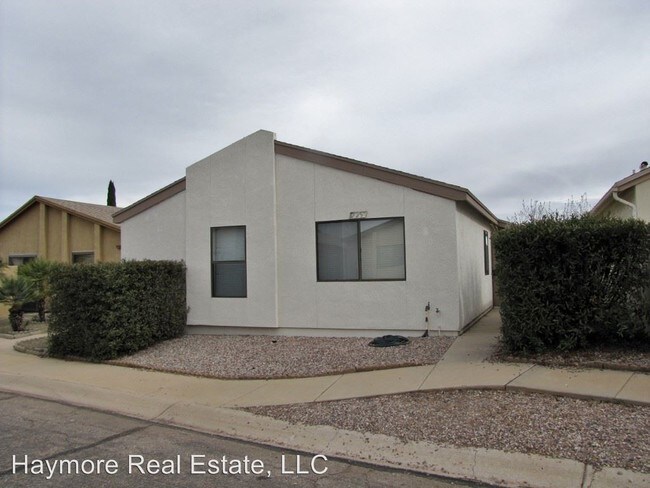 4 Br 2 Bath House 725 Via Serena House For Rent In Sierra