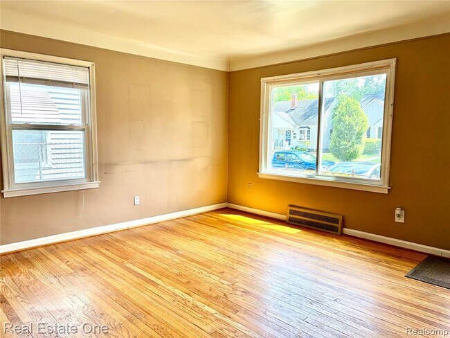 Foto del edificio - 2027 Brockton Ave