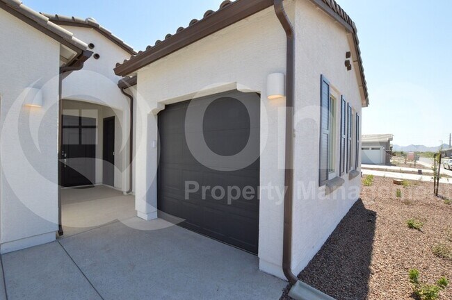 Foto del edificio - 3013 E Birdsong Ave