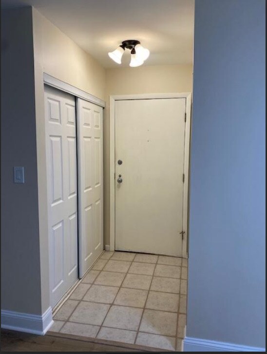 Foto del edificio - 6186 Pinewood Ct