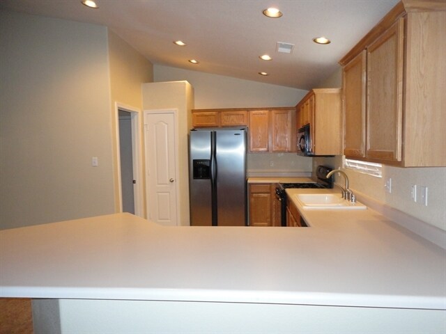 Building Photo - 529 Sunny Meadows Drive NE