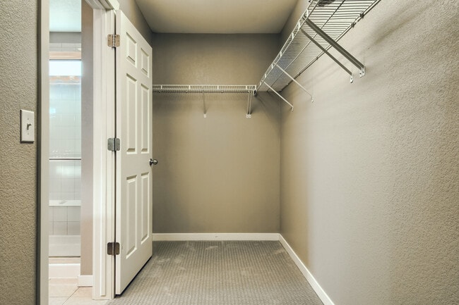 Building Photo - 11554 Yellow Daisy Dr
