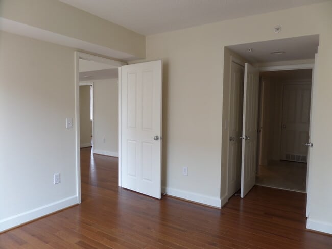 Foto del edificio - 1205 N Garfield St