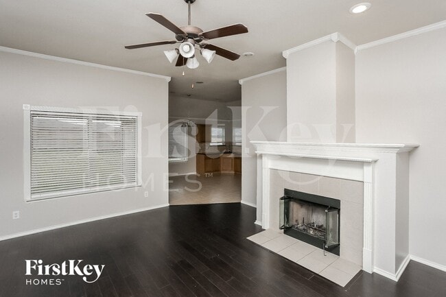 Foto del edificio - 1049 Castle Top Dr