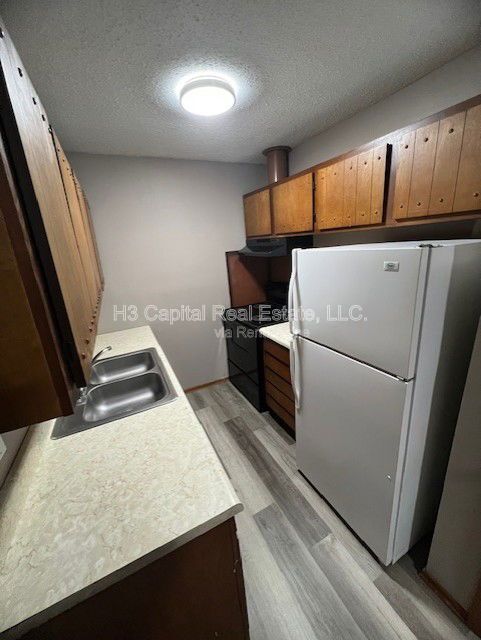 Building Photo - 80 Phillips Dr