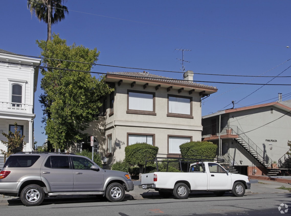 Primary Photo - 253 N 3rd St