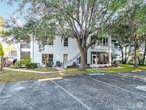 Building Photo - 949 SE Mayo Dr