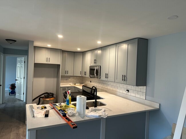 Building Photo - 262 George St