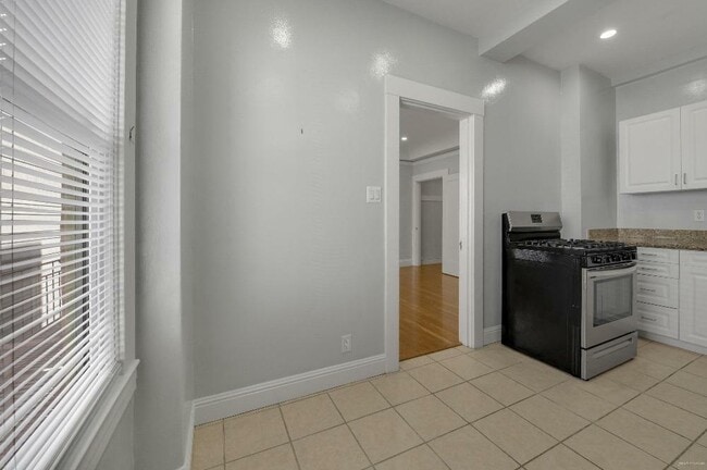 Photo - 312 Fillmore St Apartment