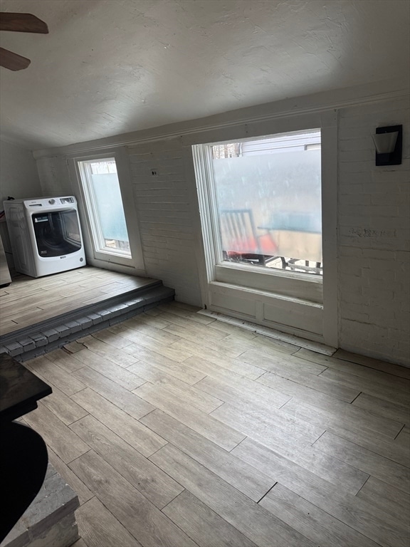 Foto del edificio - 967 Bedford St