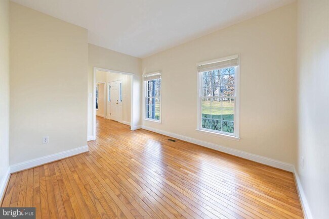 Foto del edificio - 36767 Pelham Ct