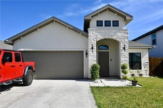 Building Photo - 6 N 26th Dr