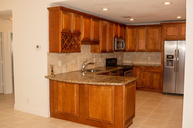 Building Photo - 3150 Leewood Terrace