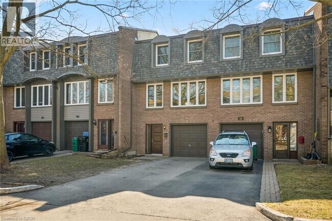 Building Photo - 46 Cedarwoods Crescent