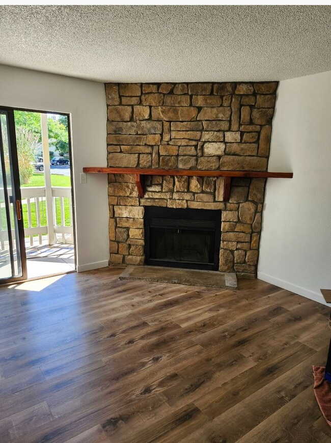 Photo - Woodside Village Apartment