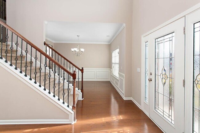 Building Photo - 39 Wellington Cir