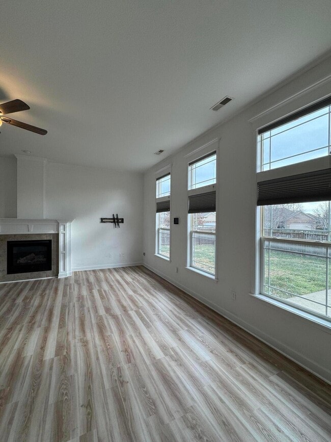 Building Photo - 5006 Craydon Dr