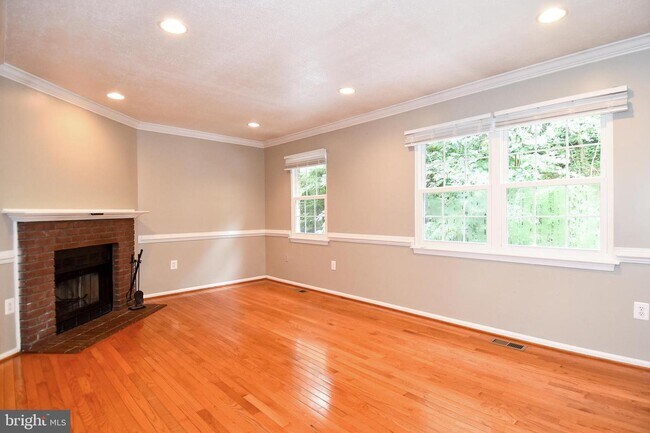 Building Photo - 15322 Watermill Terrace