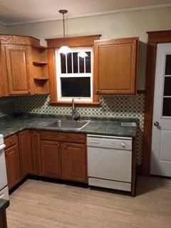 Building Photo - 108 S Rutland St