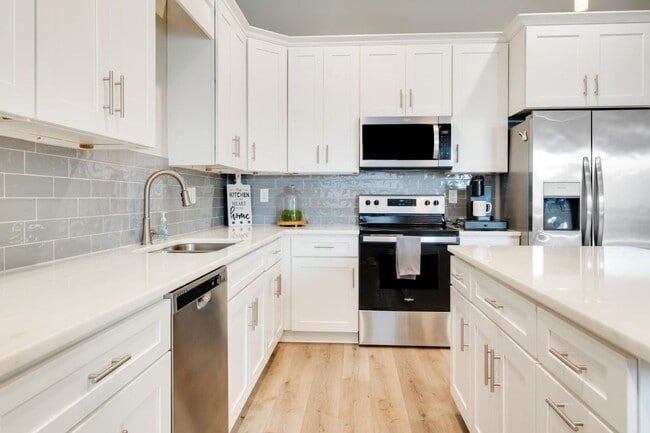 Building Photo - 114 Gadwall Dr