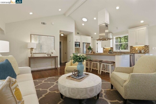 Building Photo - 3484 Moraga Blvd