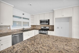 Building Photo - 1301 Avenue I