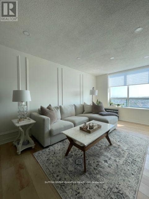 Photo du bâtiment - 11 Oneida Crescent