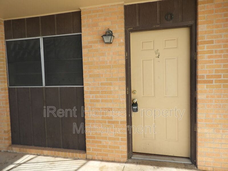 1809 S Lincoln St Unit 5, San Angelo, TX 76904 Condo for Rent in San Angelo, TX