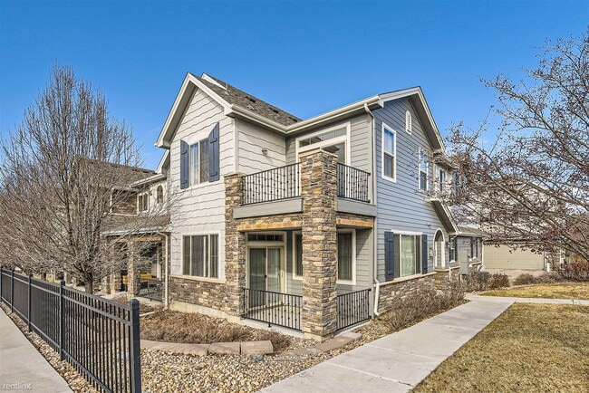 Building Photo - 3 br, 2.5 bath Townhome - 9090 East Philli...