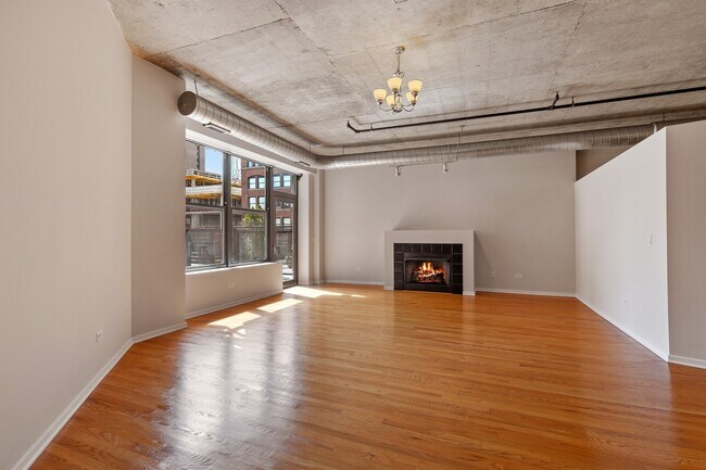 Building Photo - 849 N Franklin St