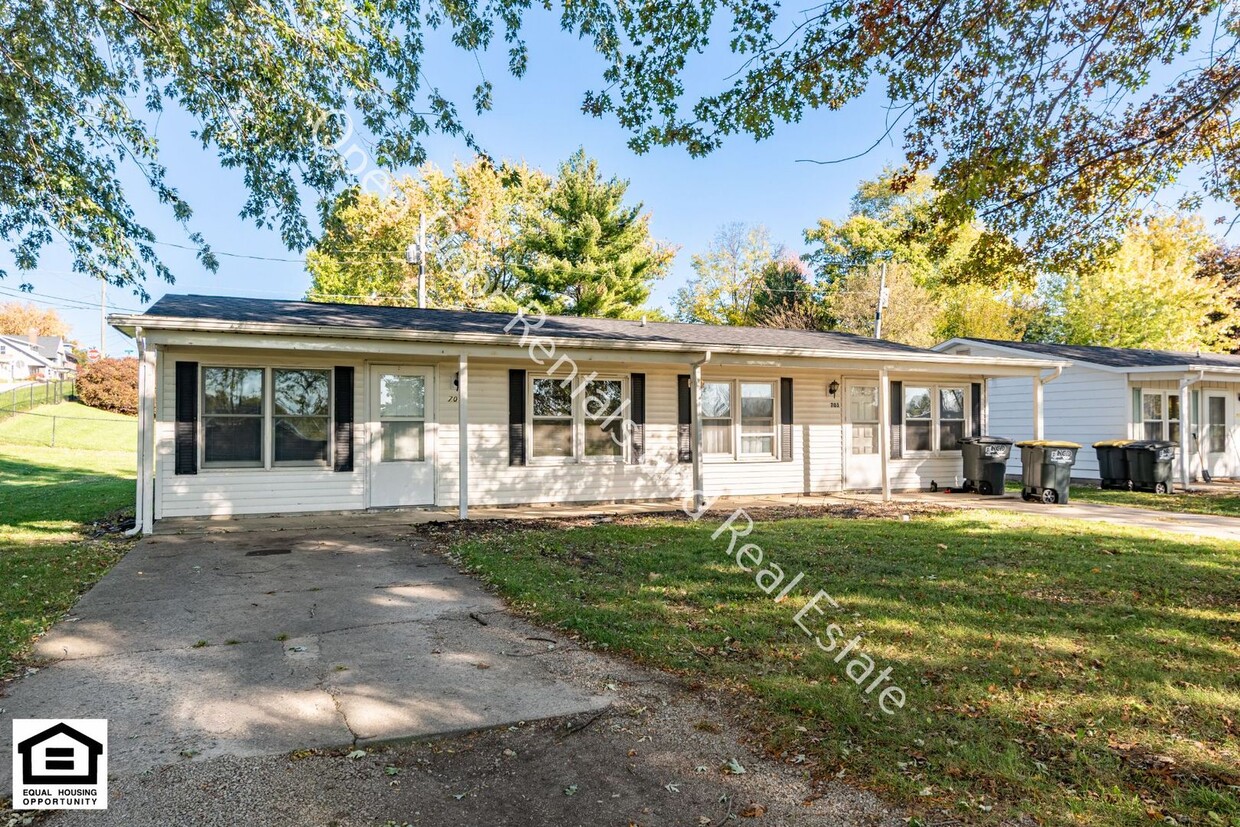 Primary Photo - 701-703 Lake Ave