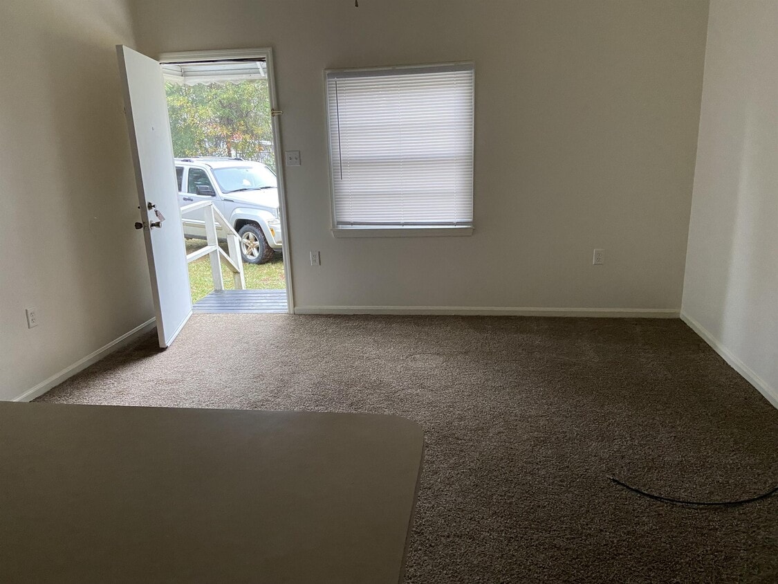 2307 Bemiss Rd, Valdosta, GA 31602 Townhome Rentals in Valdosta GA