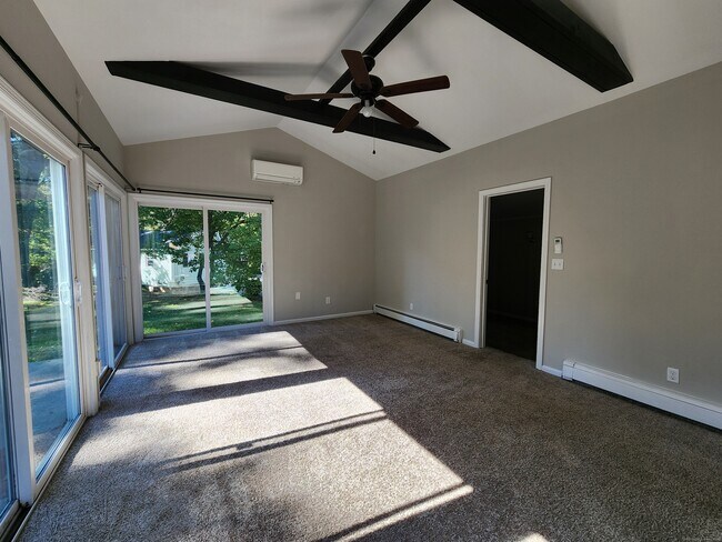 Foto del edificio - 40 Durant Ave