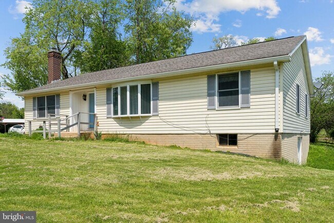 Foto del edificio - 13098 Picnic Woods Rd