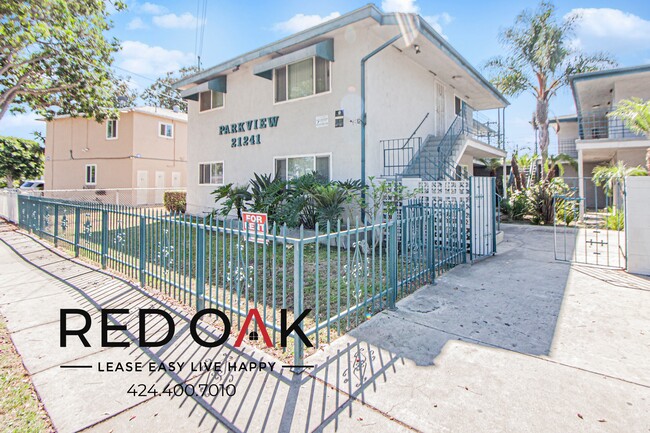 Building Photo - 21241 S Santa Fe Ave