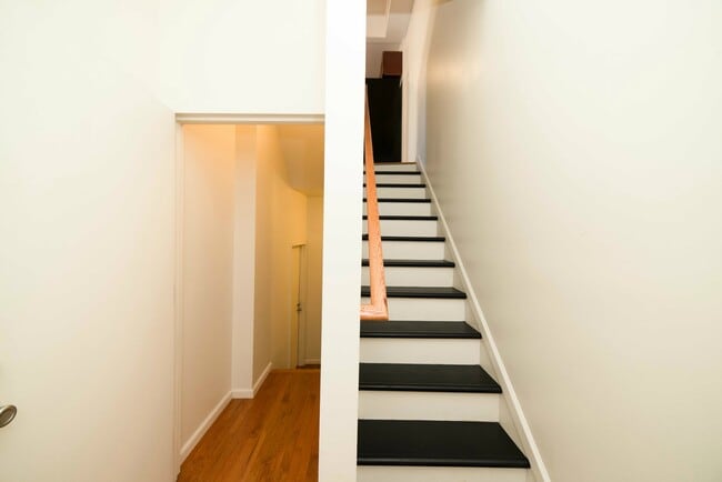 Entrance - 1414 Christian St