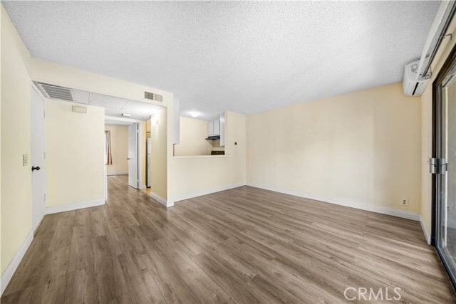 Building Photo - 208 Orange Blossom