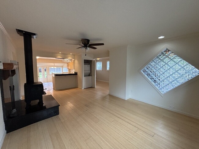 Foto del edificio - Ideally located 3/2 home in Placerville for rent
