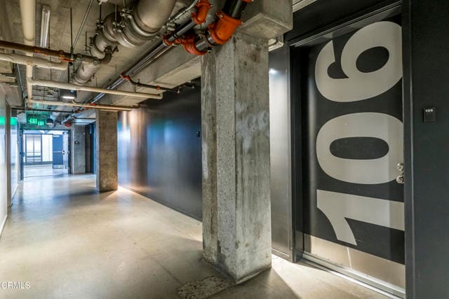 Building Photo - 510 S Hewitt St