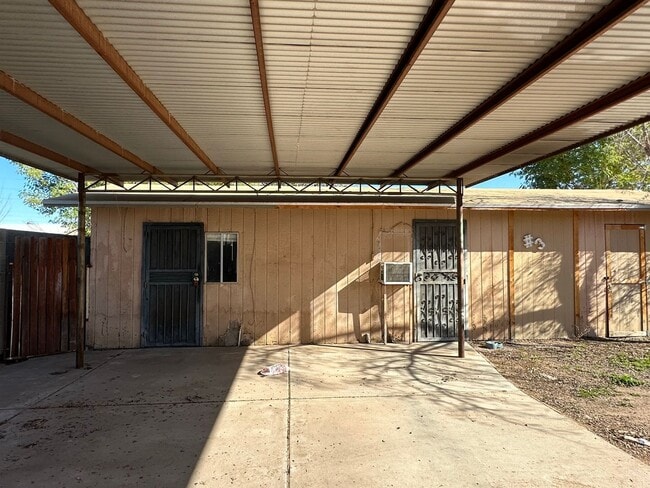 Building Photo - 170 E Morelos St