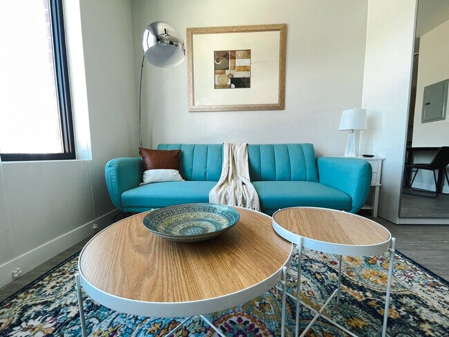 Foto del edificio - 2530 University Ave