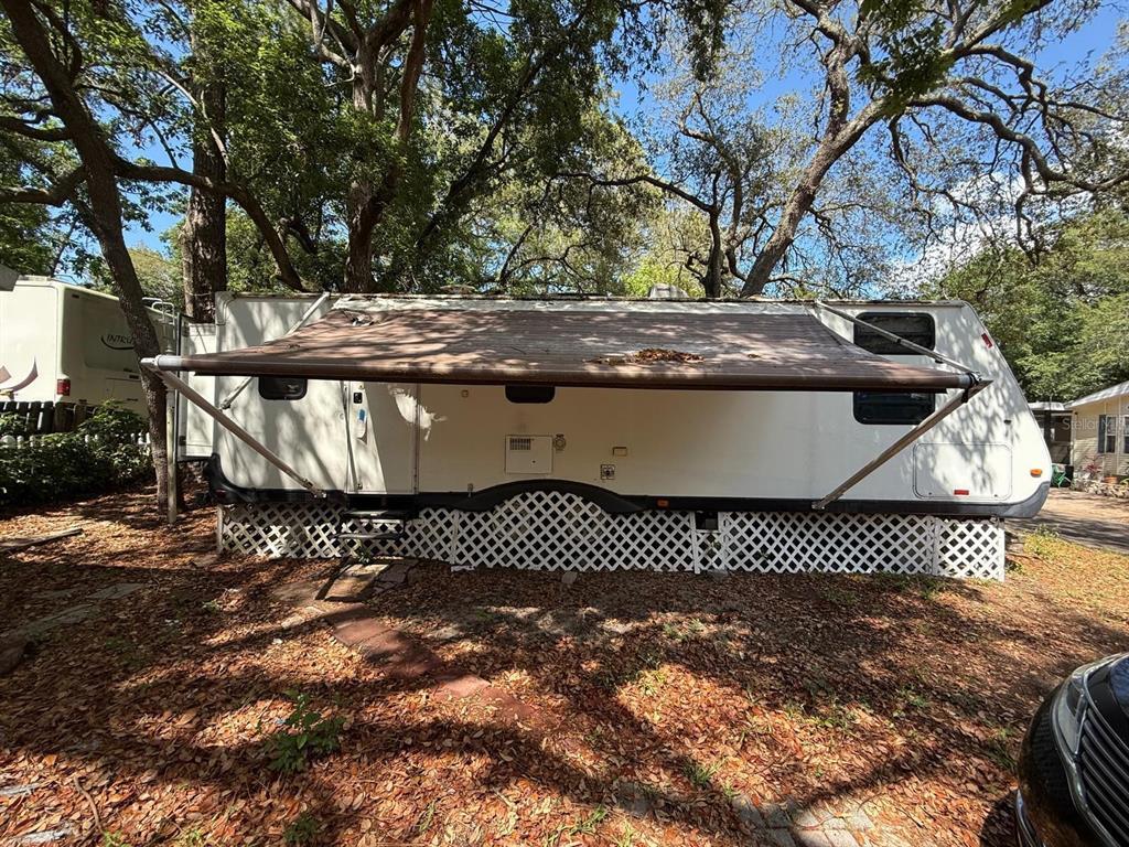 Building Photo - 3000 Clarcona Rd